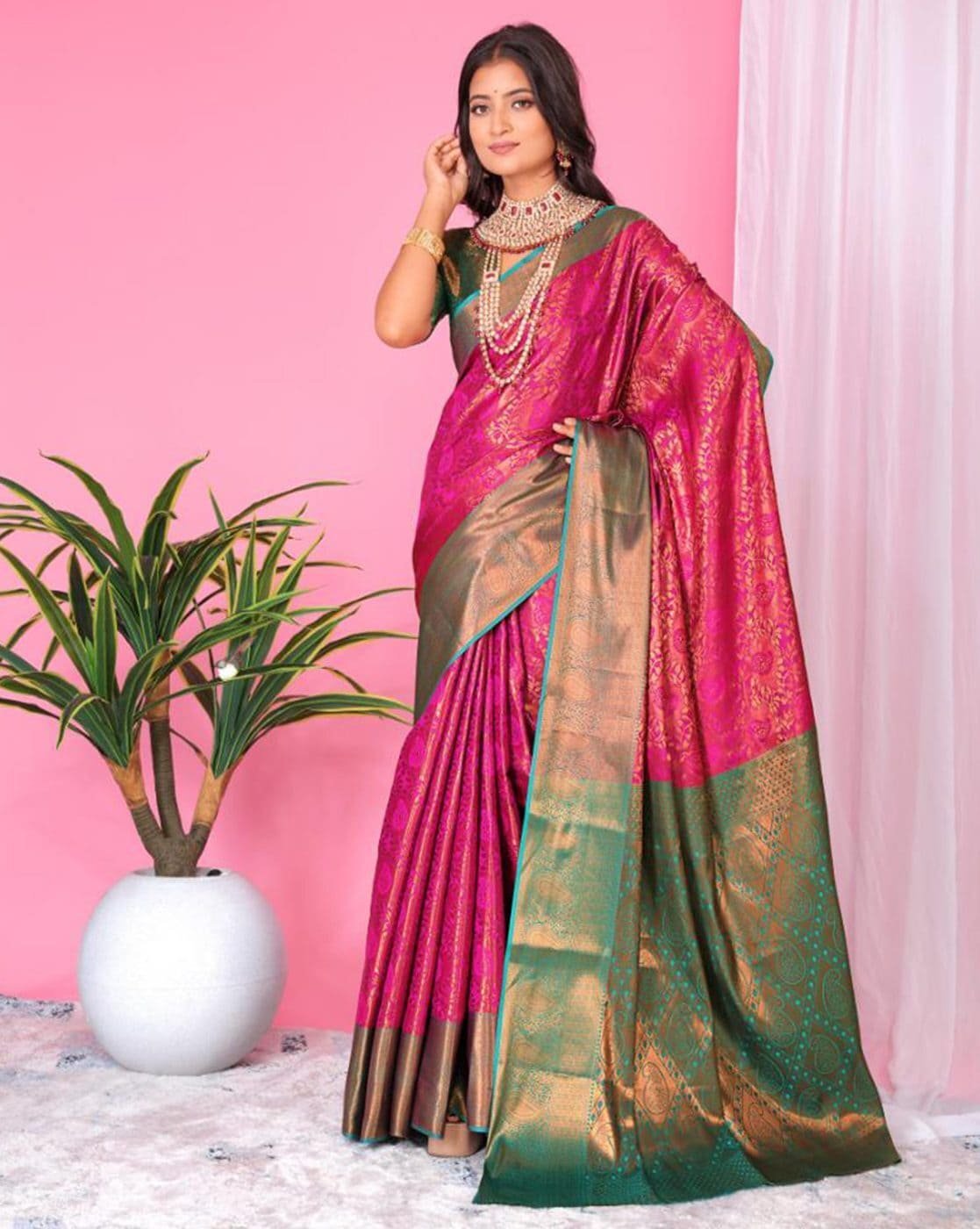 -1117Wx1400H-701358555-pink-MODEL Women Floral Woven Banarasi Saree with Contrast Border - Image 1